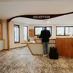 Restaurant Au Parc Des Cigognes 호텔 2*