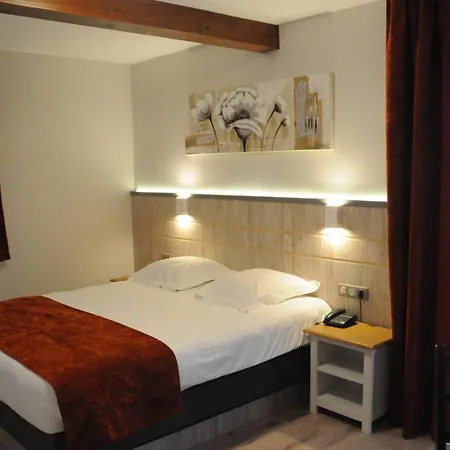 Hotel Au Parc Des Cigognes