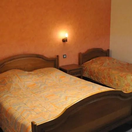 Hotel Au Parc Des Cigognes