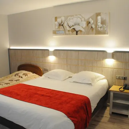 Hotel Au Parc Des Cigognes