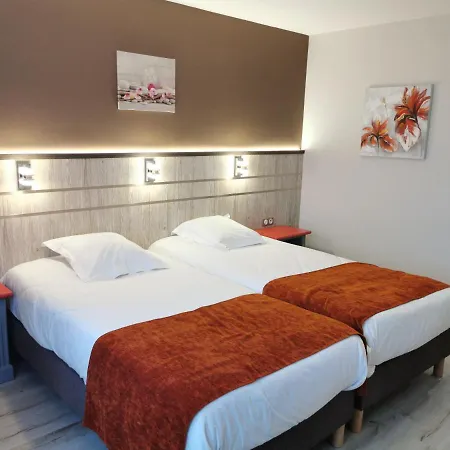Hotel Au Parc Des Cigognes